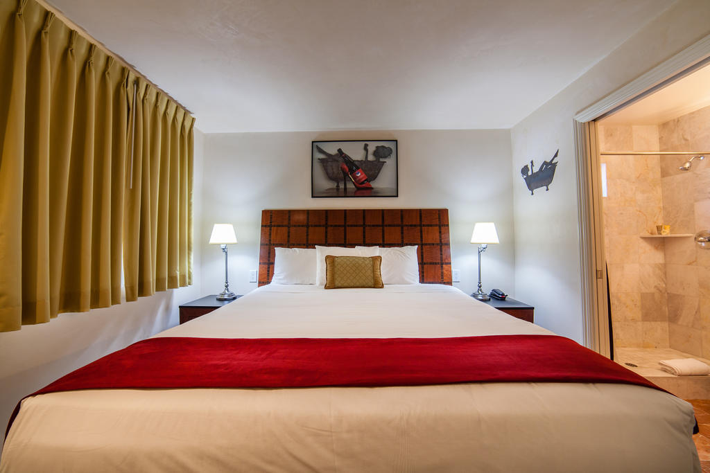 The Vendange Carmel Inn & Suites Phòng bức ảnh